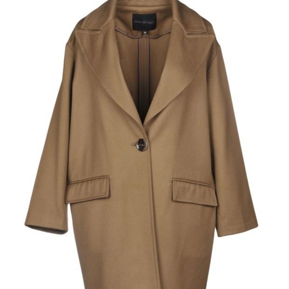 Coat - Picture 1 of 2